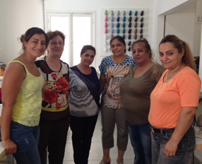 Capacitación de mujeres sirias, libanesas e iraquíes en situación de máxima vulnerabilidad a través de talleres de costura