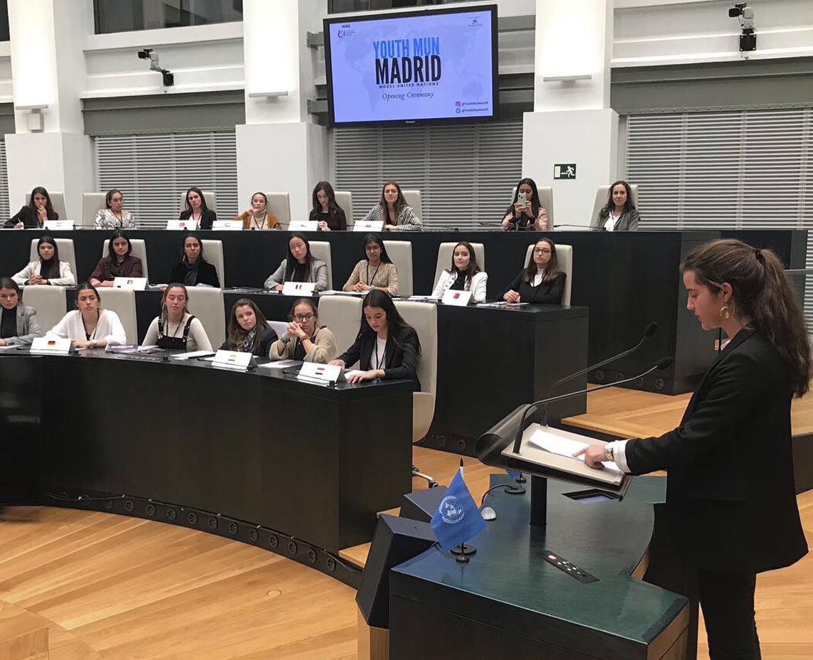 Young women are seeking solutions through analysis and debate to specific problems of the international agenda according to the United Nations Model