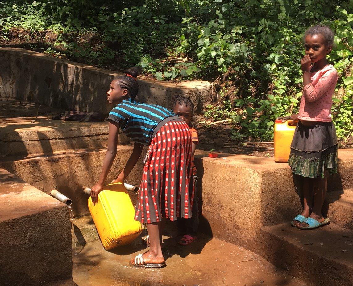 Improving access to water in four rural communities of Oromya (Ethiopia)