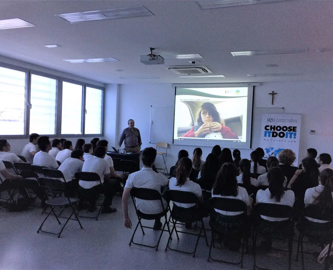 Alumnos de secundaria y bachillerato de colegios de Madrid participan en actividades de sensibilización de la fundación