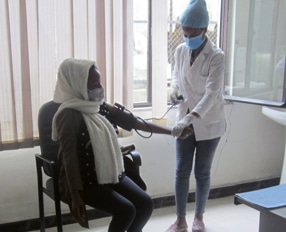 Combatir la vulnerabilidad de la población del distrito de Akaki-Kaliti (Etiopía) frente al contagio y transmisión del COVID-19