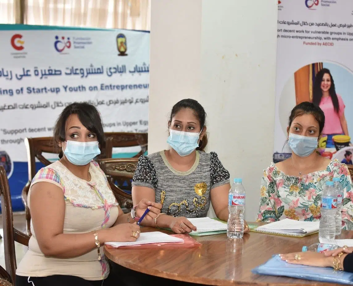 92 people from Upper Egypt receive business training to boost their businesses