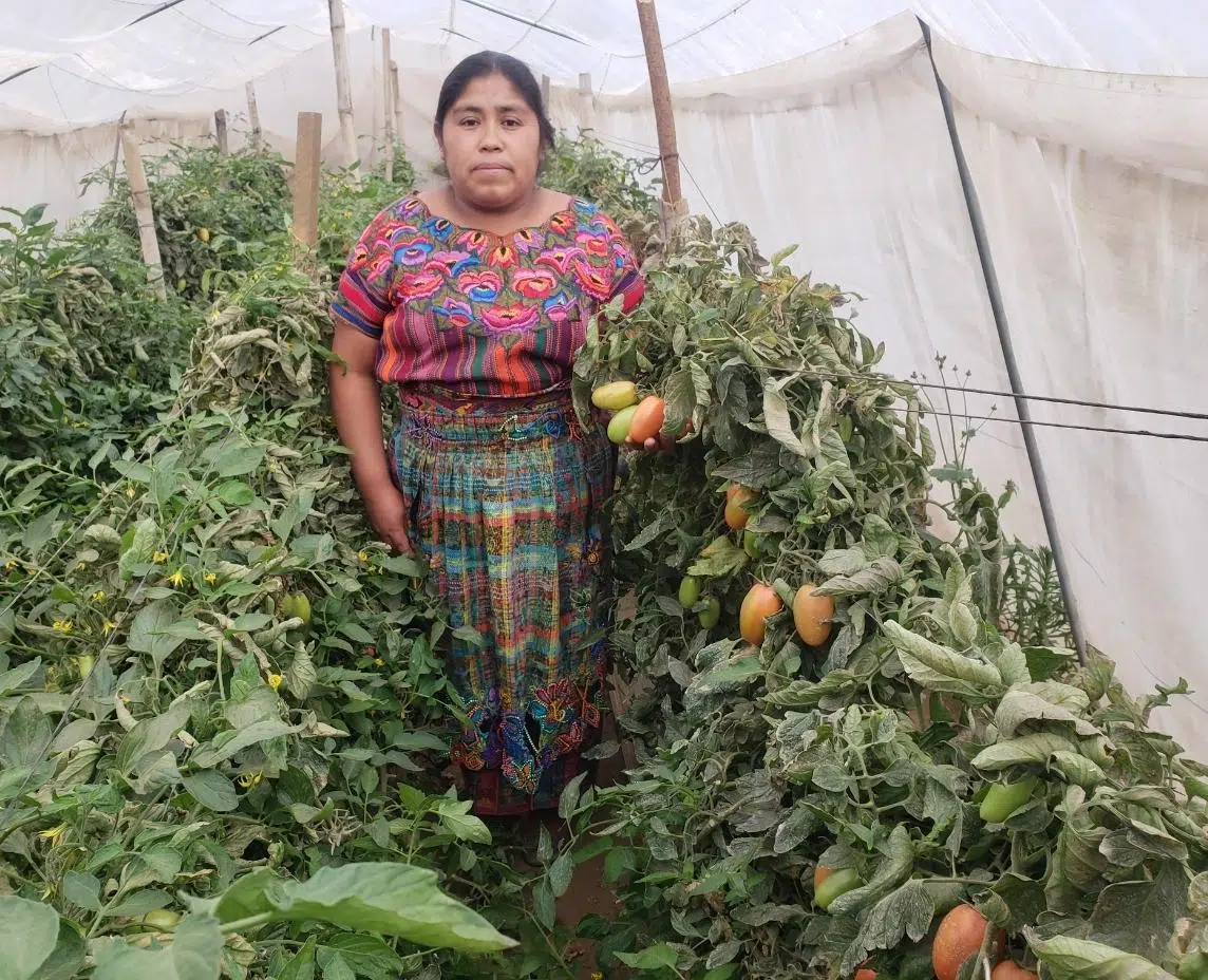 Población rural vulnerable de etnia kaqchikel participa de manera activa en combatir la desnutrición en Joya Grande (Guatemala)