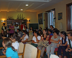 Formación de voluntarios como agentes de desarrollo social