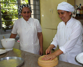 Improving socio-economic situation of the vulnerable women of Paraguay through education and professional training