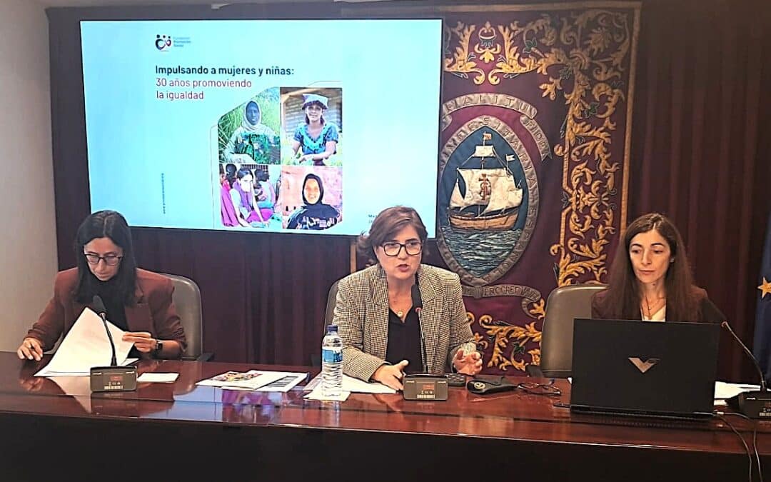 30 años impulsando a mujeres y niñas a través de la cooperación al desarrollo