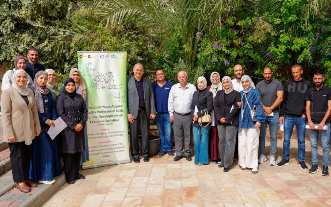 Trece proyectos de jóvenes palestinos reciben apoyo para lanzar sus iniciativas económicas